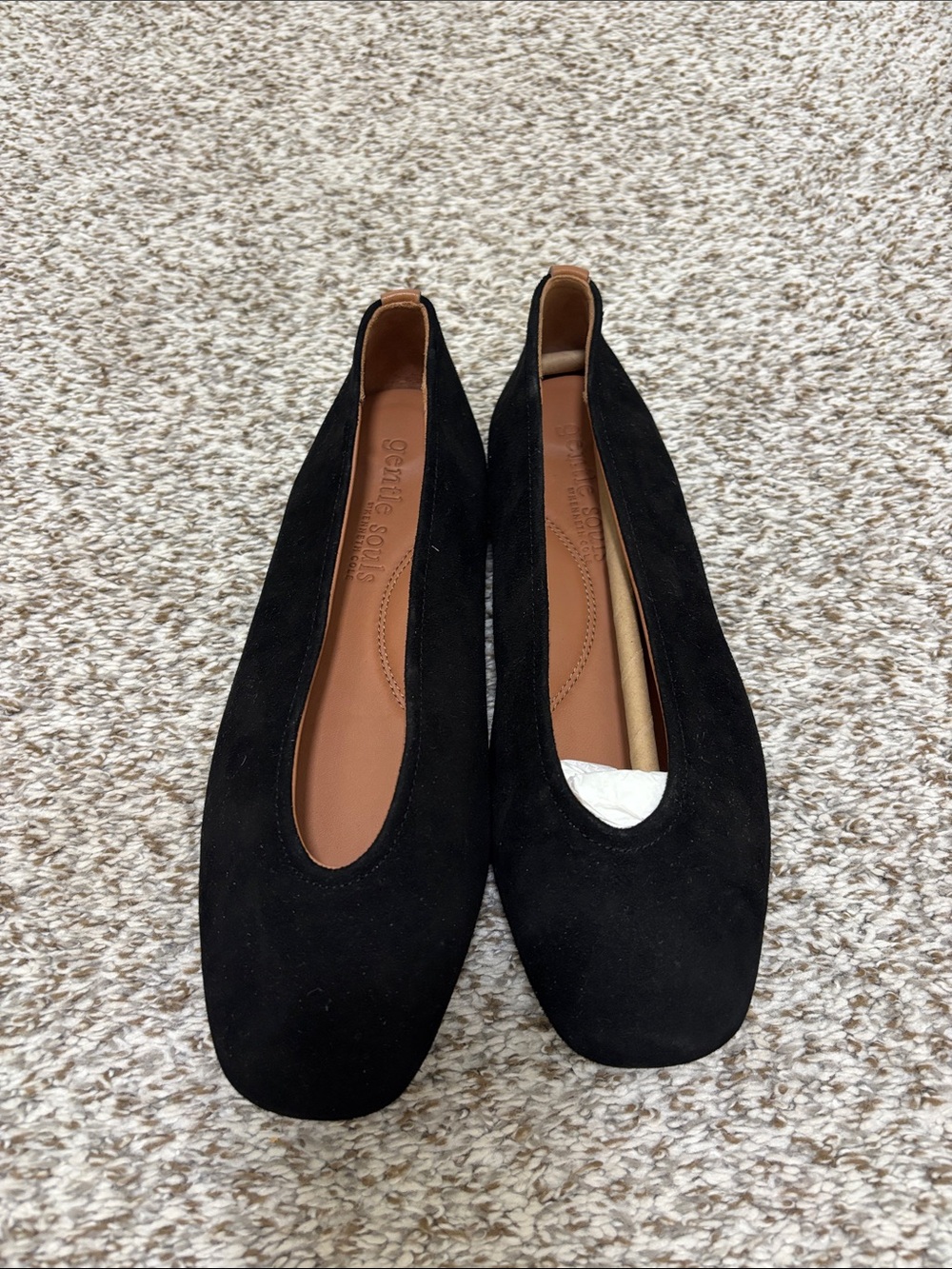 Gentle Soul Willow black suede flats 9 NWOT